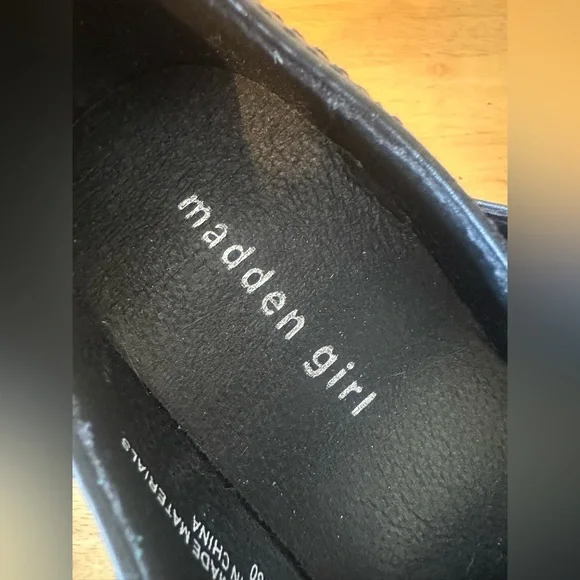 Madden Girl Black Chunky Mary Jane Shoes - Picture 5 of 6